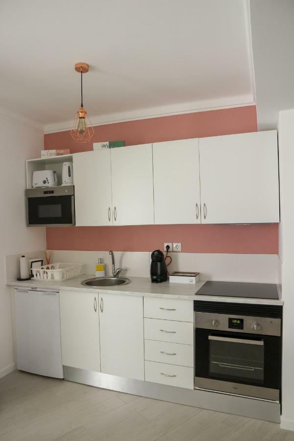 Vaumar Pool & Beach Apartment Портиман Екстериор снимка